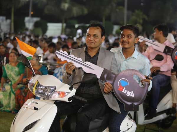 Surat: Businessman Gifts 125 Honda Activa To Employees