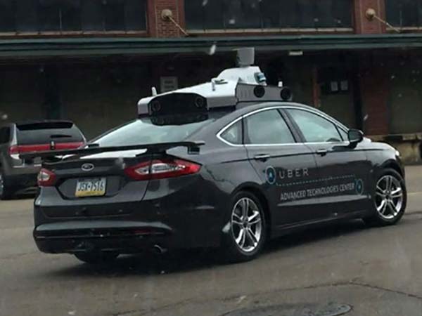 Uber Self-Driving Car Project Chief Steps Down