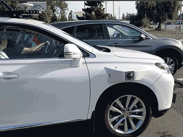 Apple’s Self-Driving Lexus Spotted Testing