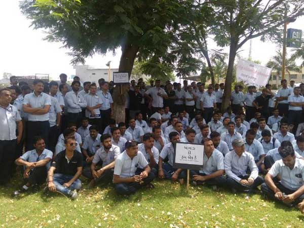 General Motors’ Halol Workers Protest After Plant Shuts Down