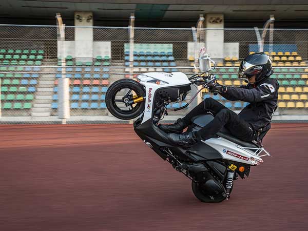 Masaru Abe Pulls A 500 KM Long Wheelie Into The Book Of Records — A New High