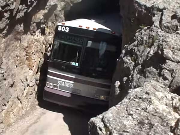 Watch This Talents Bus Driver Pass Through A Narrow Rock Tunnel