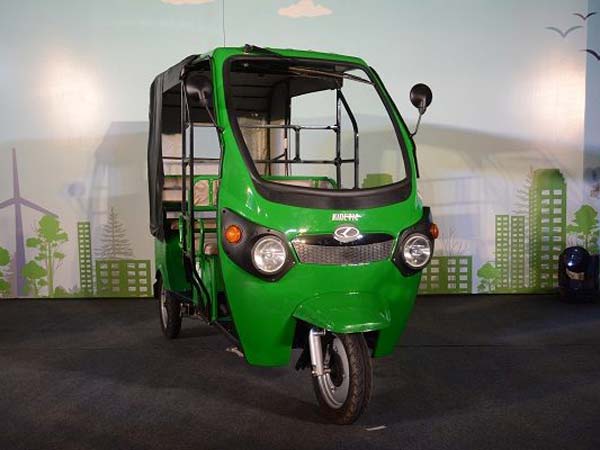 Kinetic Green Launches Kinetic Safar Electric Auto In India