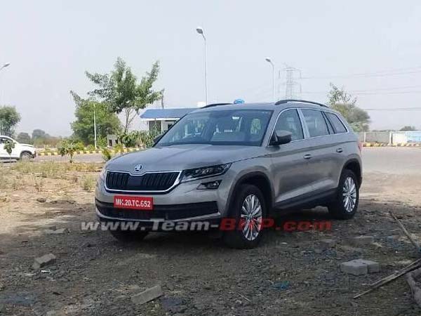 Spy Pics: Skoda Kodiaq Spotted Testing, Interiors Revealed Spy Pics: Skoda Kodiaq Spotted Testing, Interiors Revealed