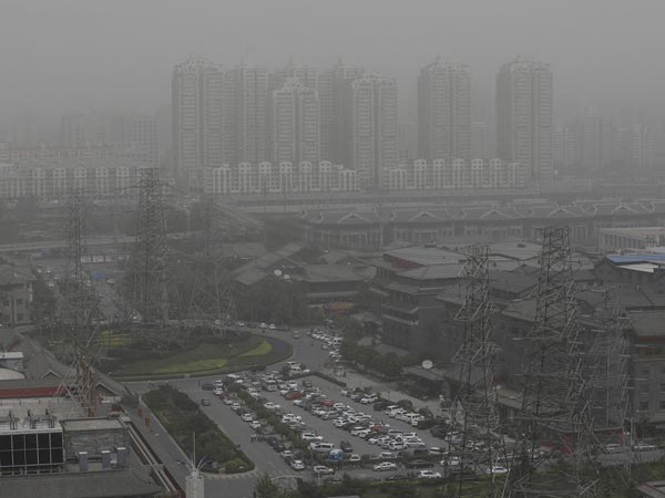 Beijing Removes 180,000 Old And Polluting Cars From Roads
