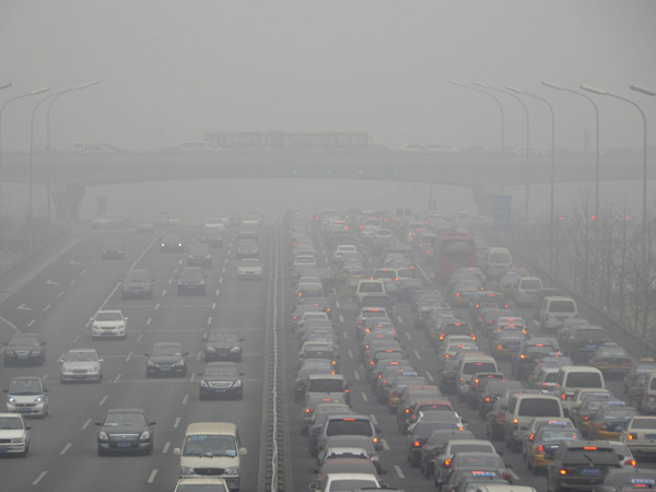 Beijing Removes 180,000 Old And Polluting Cars From Roads