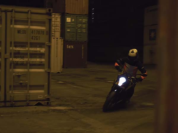 Watch The New KTM Duke 200 Official Video