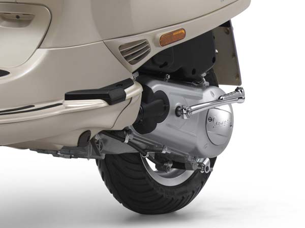 Vespa Elegante Special Edition Launched In India — Priced At Rs 95.077