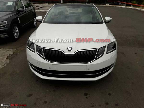Spy Pics: 2017 Skoda Octavia Facelift Spotted — Interior Revealed