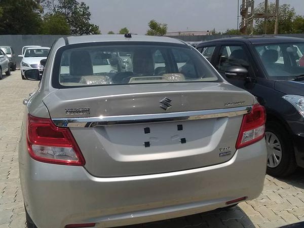 Spy Pics: 2017 Maruti Suzuki Dzire V Trim Spotted At Dealership