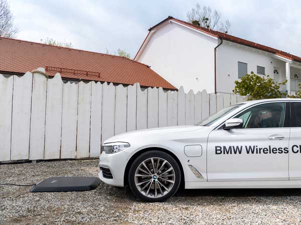 BMW Launches Wireless Charging For 530e — To Be Available From 2018
