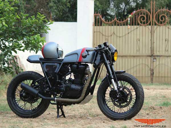 Royal Enfield Continental GT Modified Into A Mean Looking Machine