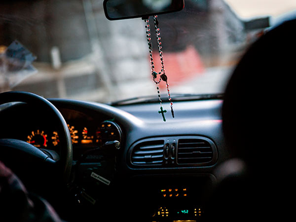 Philippine Bans Religious Distraction In Cars