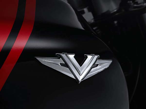 Bajaj V15 And V12 Sales Performance During FY17’