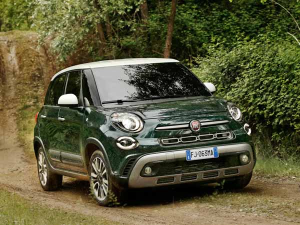 2017 Fiat 500L Revealed With New Looks And Technology