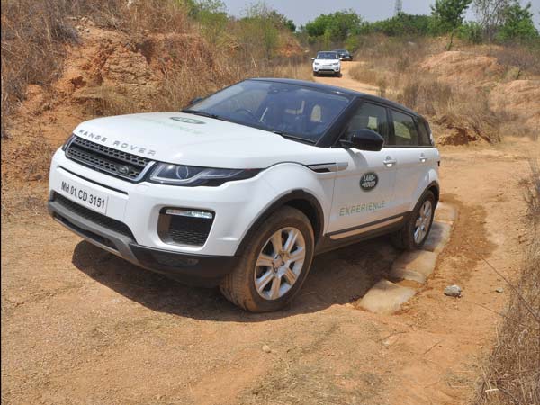 Land Rover Off-Road Drive Experience Comes To Bangalore