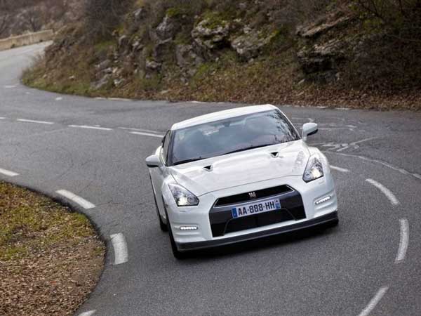 Sachin Sells His Nissan GT-R Egoist
