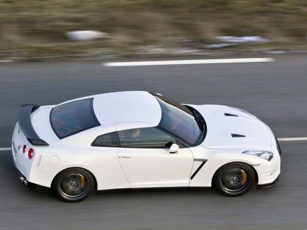 Sachin Sells His Nissan GT-R Egoist