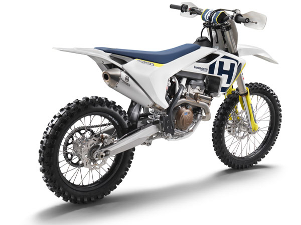 2018 Husqvarna Fuel-Injected Two-Stroke Enduro Motorcycles Breaks Cover