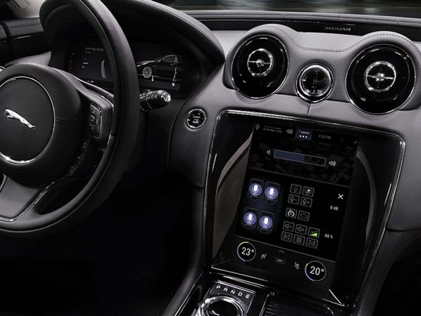 Blackberry Offers Software For Cars Running Computer Systems