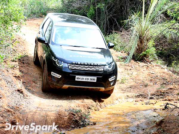Land Rover Discovery Sport Off-Road Capabilities Explored