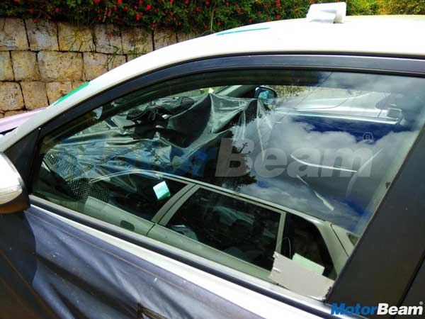 Spy Pics: Hyundai Elite i20 Facelift Spotted