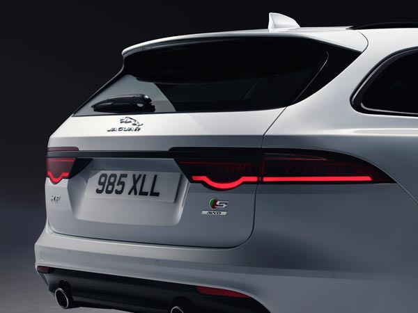 2017 Jaguar XF Sportbrake Revealed