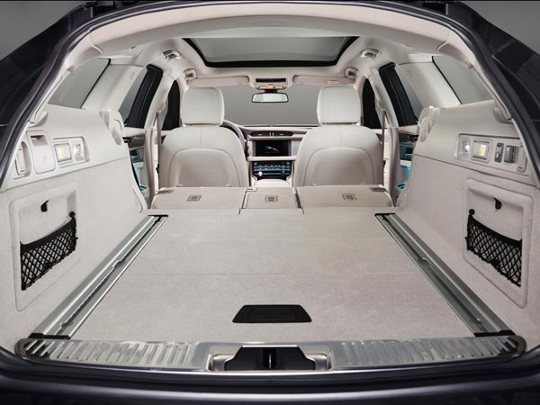 2017 Jaguar XF Sportbrake Revealed