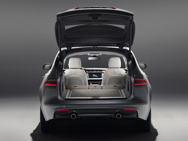 2017 Jaguar XF Sportbrake Revealed