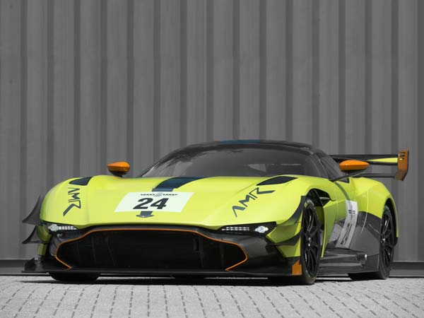 aston martin vulcan amr pro 