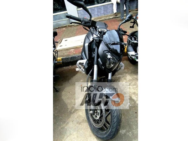 bajaj dominar matte black