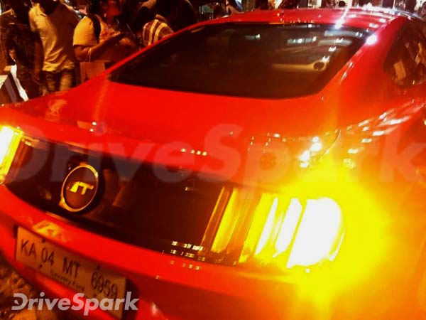 Ford Mustang GT Crashes In Bangalore Ford Mustang GT Crashes In Bangalore