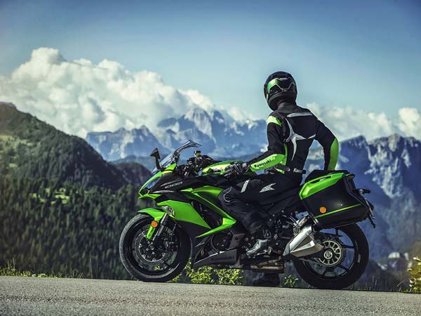 2017 Kawasaki Ninja 1000 India Launch Details Revealed