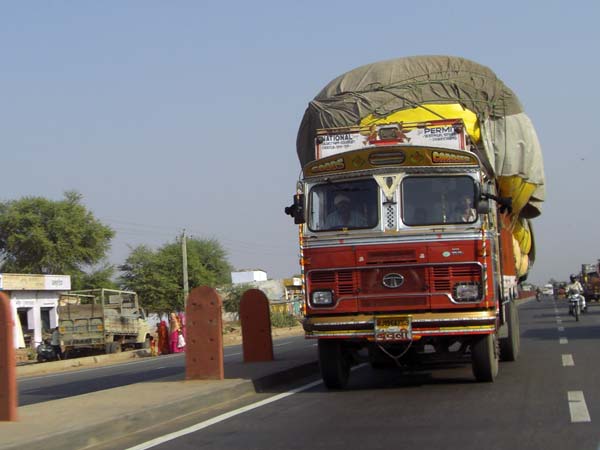 ac-truck-cabins-mandatory-december-31-india