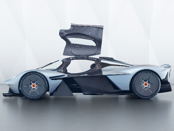 aston martin valkyrie revealed