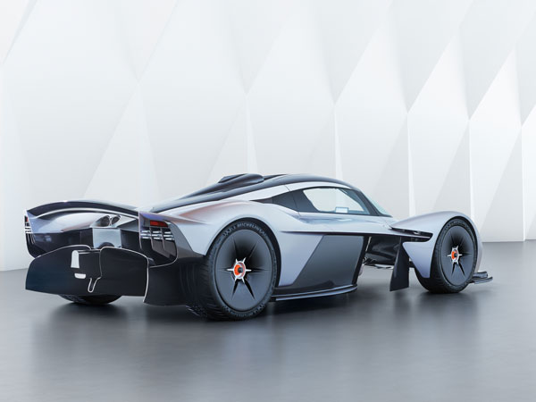 aston martin valkyrie revealed
