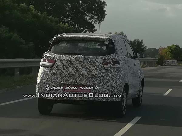 mahindra kuv100 facelift spied testing