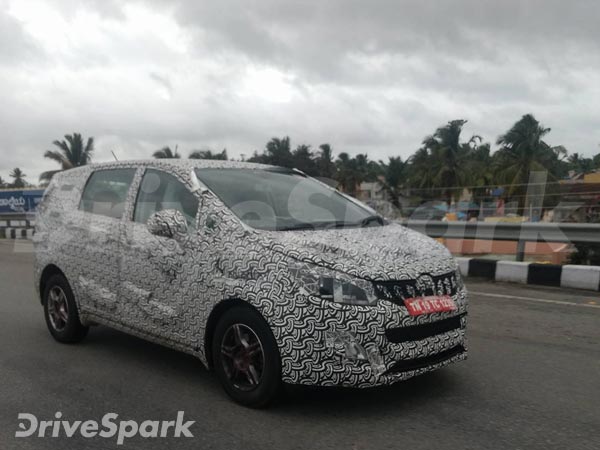 Mahindra’s Upcoming U321 MPV Spotted Testing Again