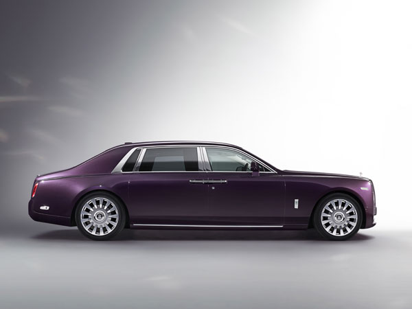 new rolls royce phantom revealed