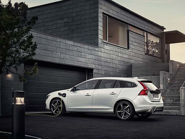 GST: Volvo Plans To Sell Hybrid Cars In India