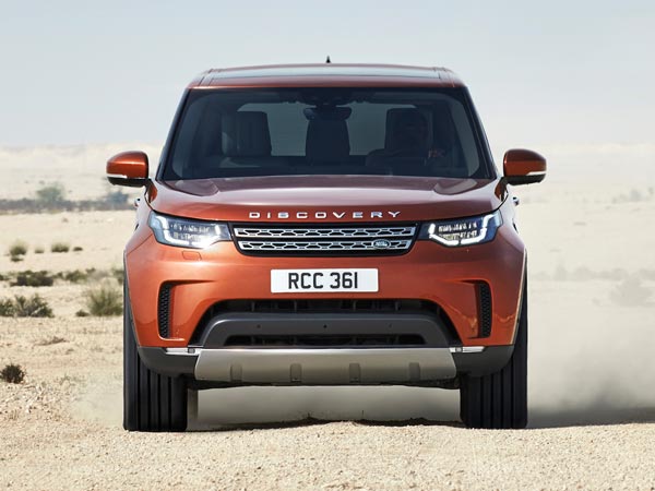 2017 Land Rover Discovery Launched In India At Rs 68.05 Lakh | Specifications and Details
