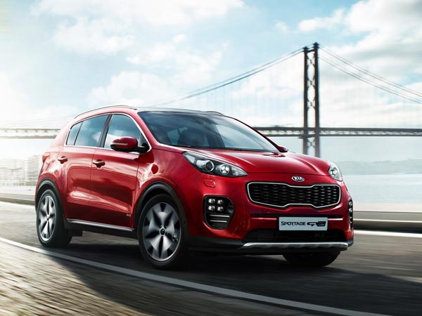 Kia Showcases Its Products In India At Roadshow