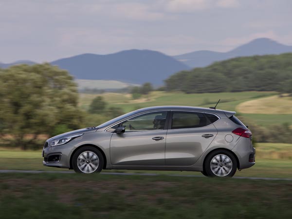 Kia Shooting Brake Concept Teased Ahead Of Debut