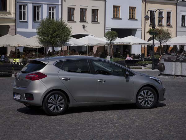 Kia Shooting Brake Concept Teased Ahead Of Debut