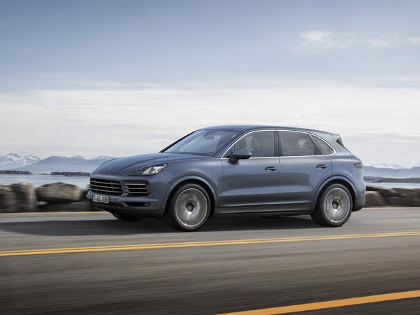 2018 Porsche Cayenne Unveiled