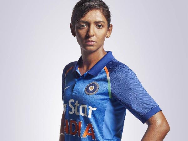 Datsun Gifts redi-Go Sport To Cricketer Harmanpreet Kaur