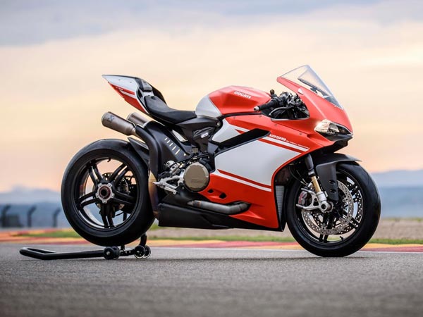 New Ducati V4 Engine To Be Revealed On September 7 | Here Are More Details About The Engine