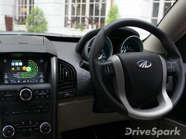 Mahindra Showcases Technopak Features Of XUV 500 In Bengaluru