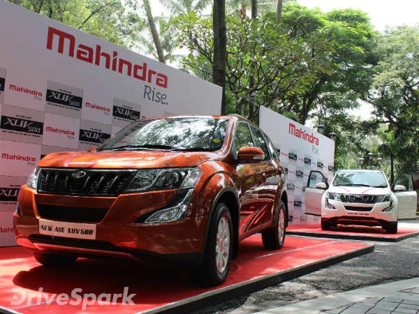 Mahindra Showcases Technopak Features Of XUV 500 In Bengaluru