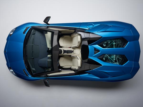 Lamborghini Aventador S Roadster Revealed